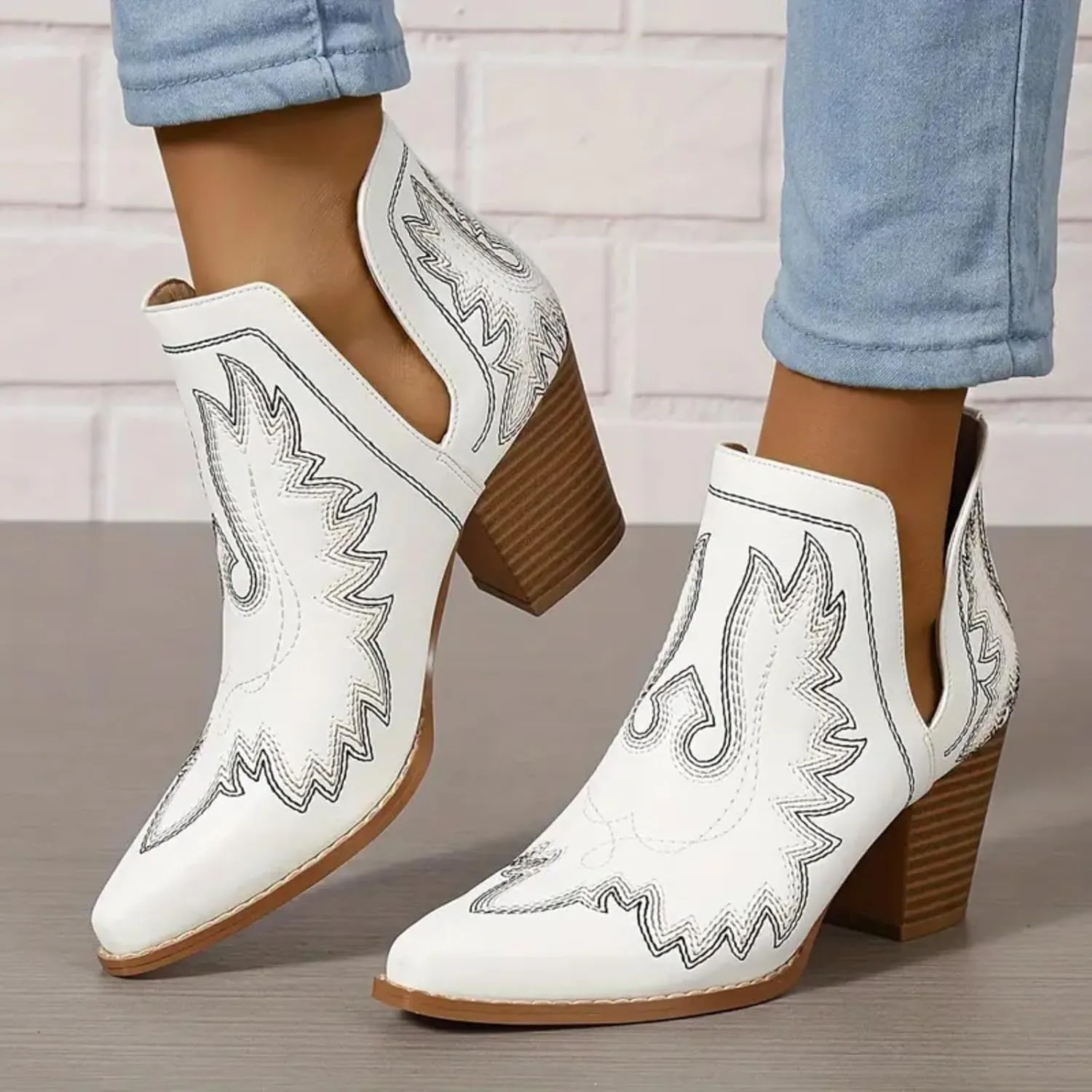Cathalem Cowgirl Boots for Women Cowboy Ankle Western Embroidered Stitched Pointed Toe Cutout Chunky Heels Short Booties