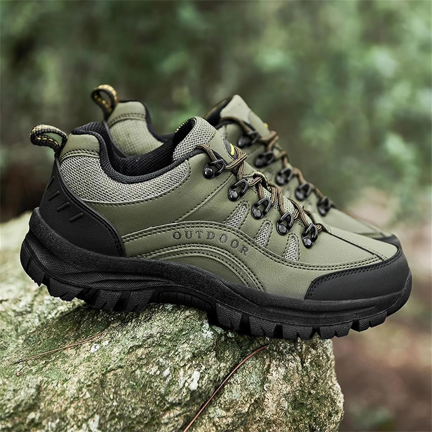Fashion Summer and Men Hiking Shoes Non Slip Soles Thick Bottom Mesh Breathable Casual Lace Up Mens Casual Sneaker