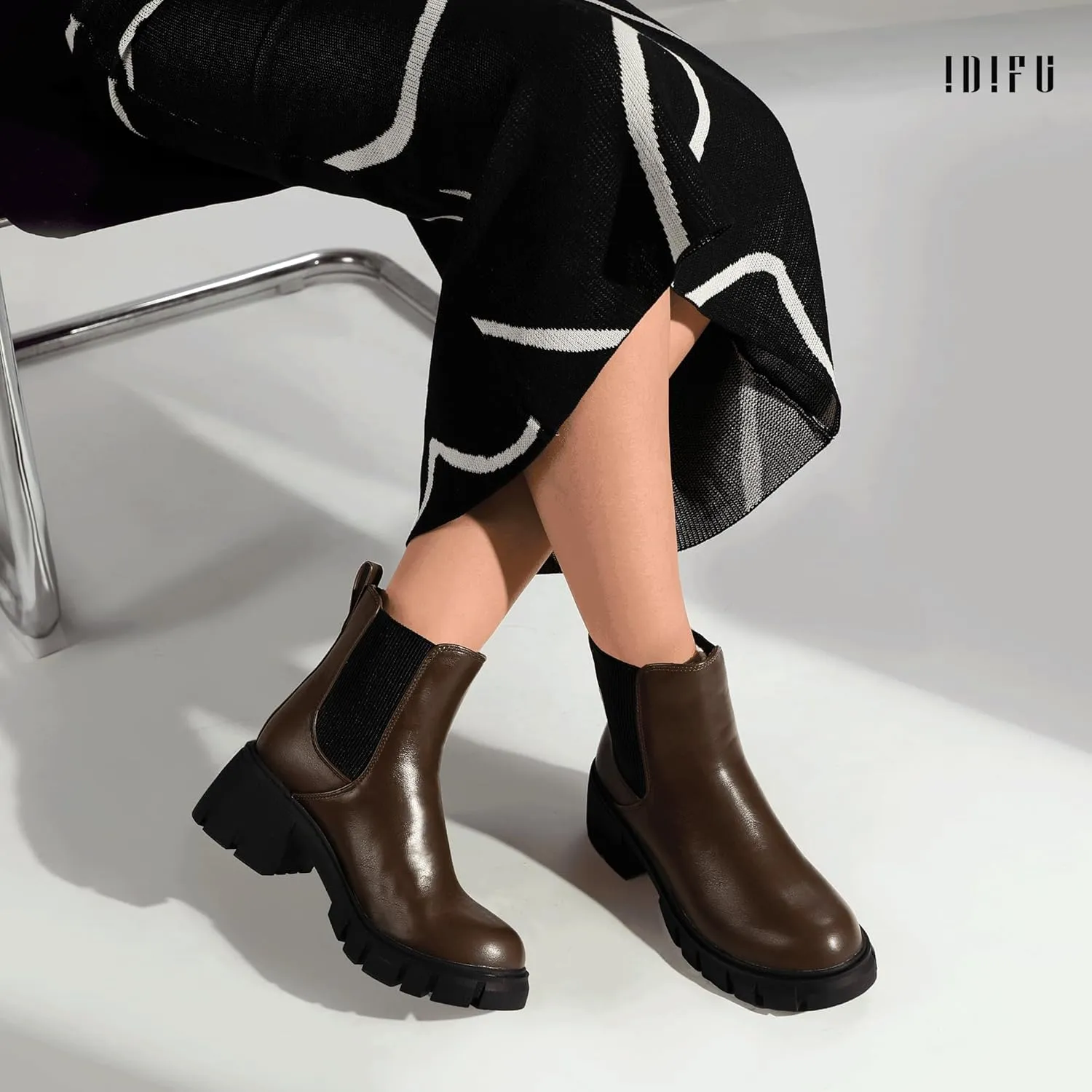 IDIFU IN2 Chelsea Boots Women Ankle Boots for Women Platform Low Heel Short Chunky Lug Sole Block Round Toe Boots Fall Dress Comfortable Fashion Booties for Women Elastic Heeled Boots
