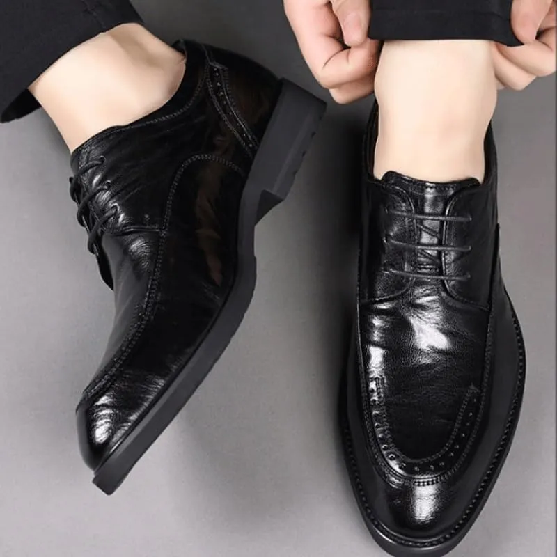 Man's Business Suit Tuxedo Shoes Men Classic Patent Leather Shoes Casual Summer Breathable Soft Sole Oxfords