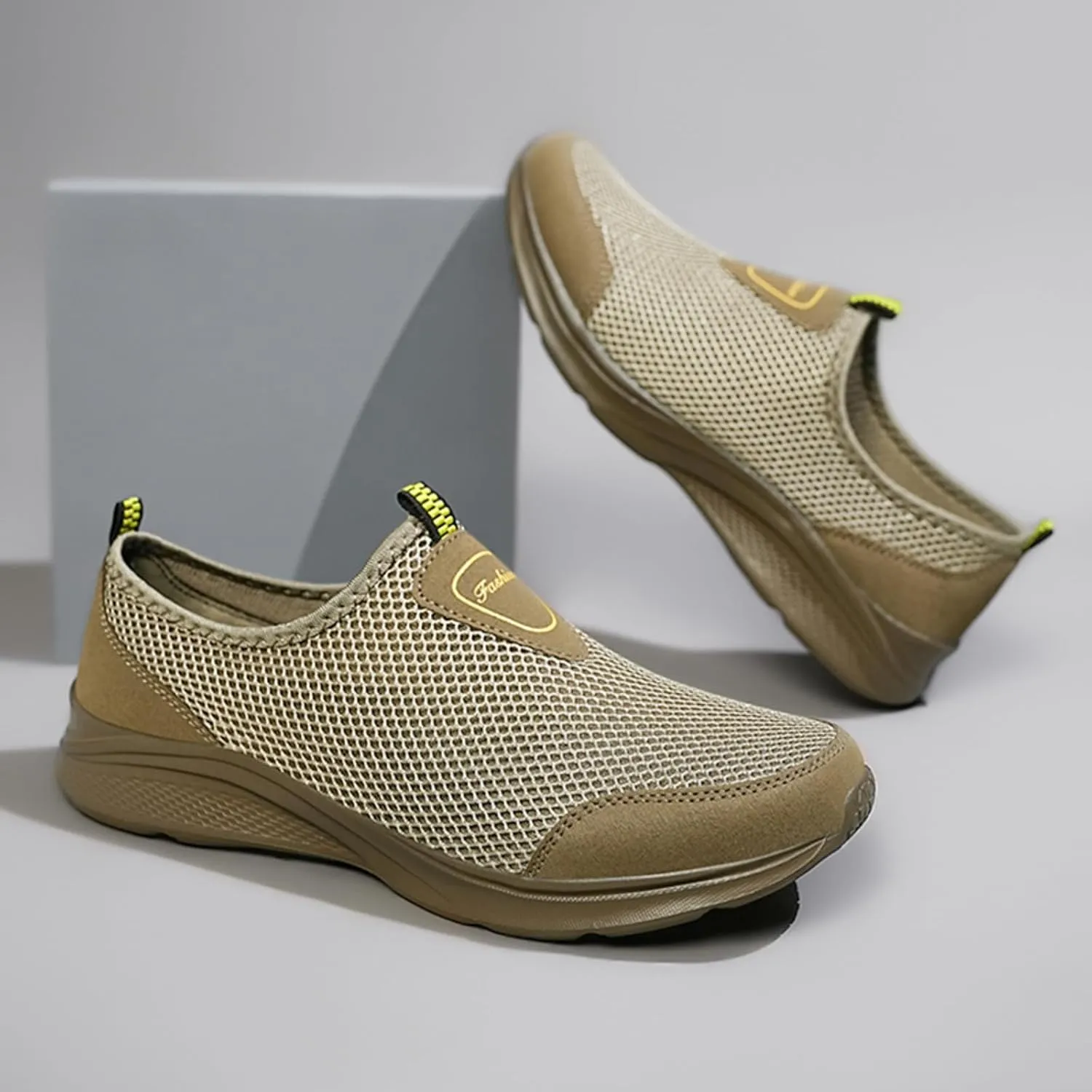 Men Sports Shoes Fashionable New Pattern Simple Pure Color Mesh Breathable Comfortable Hiking Shoes Sneaker Mens