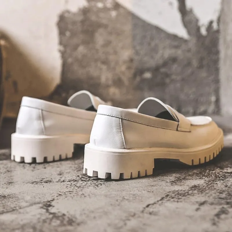 Men's Casual Flats Soft Driving Walking Loafer Shoes Breathable Comfort Business Oxford Shoes Men Classic Patent Leather Shoes