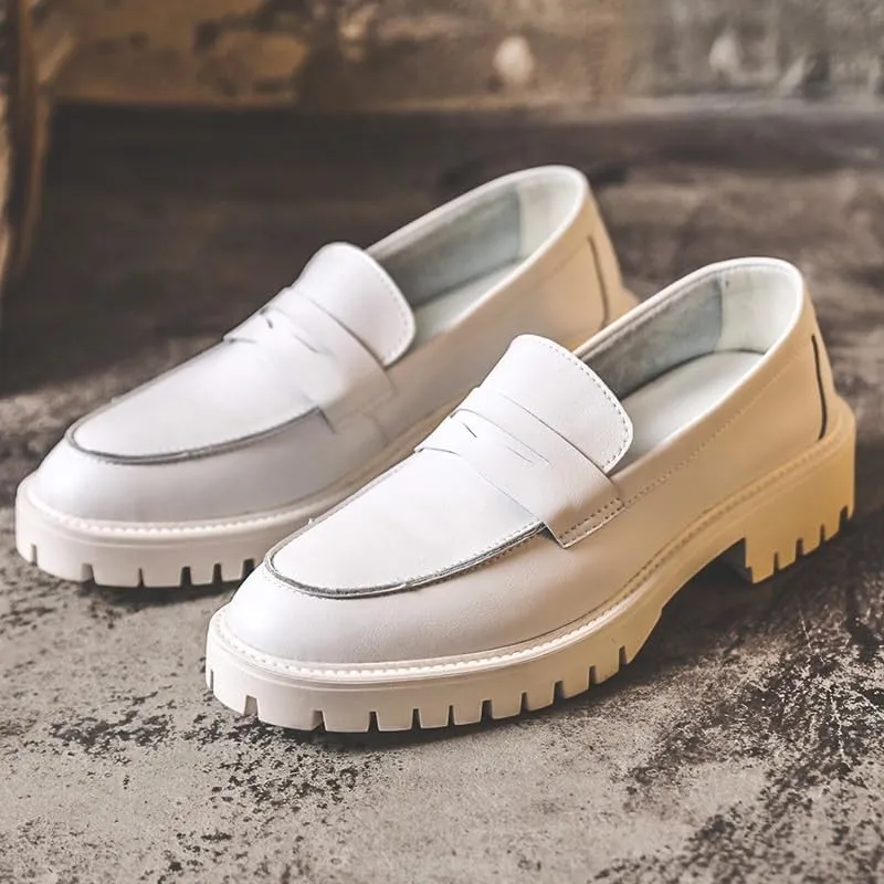 Men's Casual Flats Soft Driving Walking Loafer Shoes Breathable Comfort Business Oxford Shoes Men Classic Patent Leather Shoes