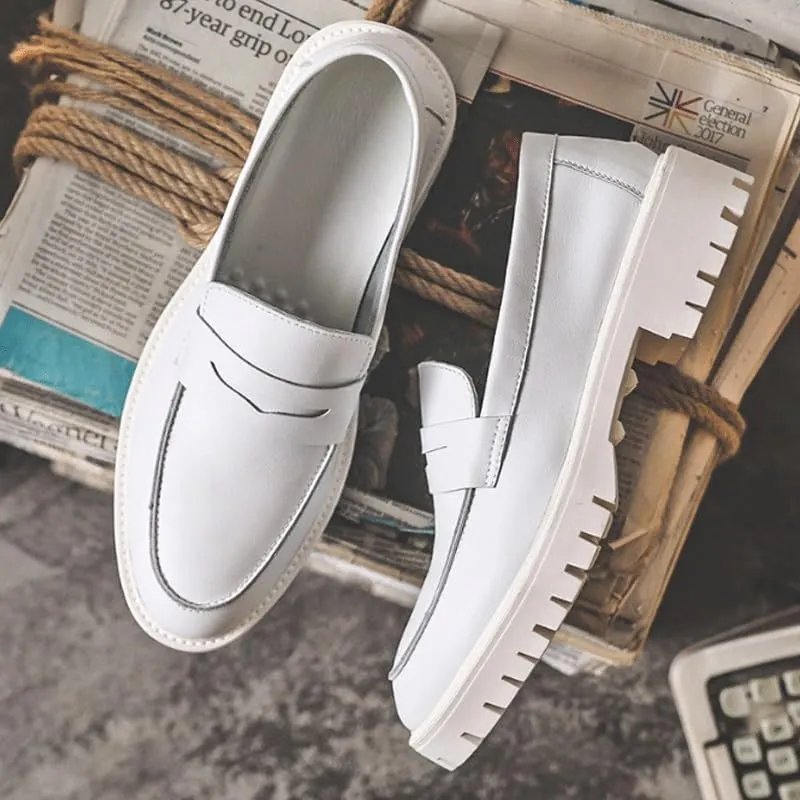 Men's Casual Flats Soft Driving Walking Loafer Shoes Breathable Comfort Business Oxford Shoes Men Classic Patent Leather Shoes