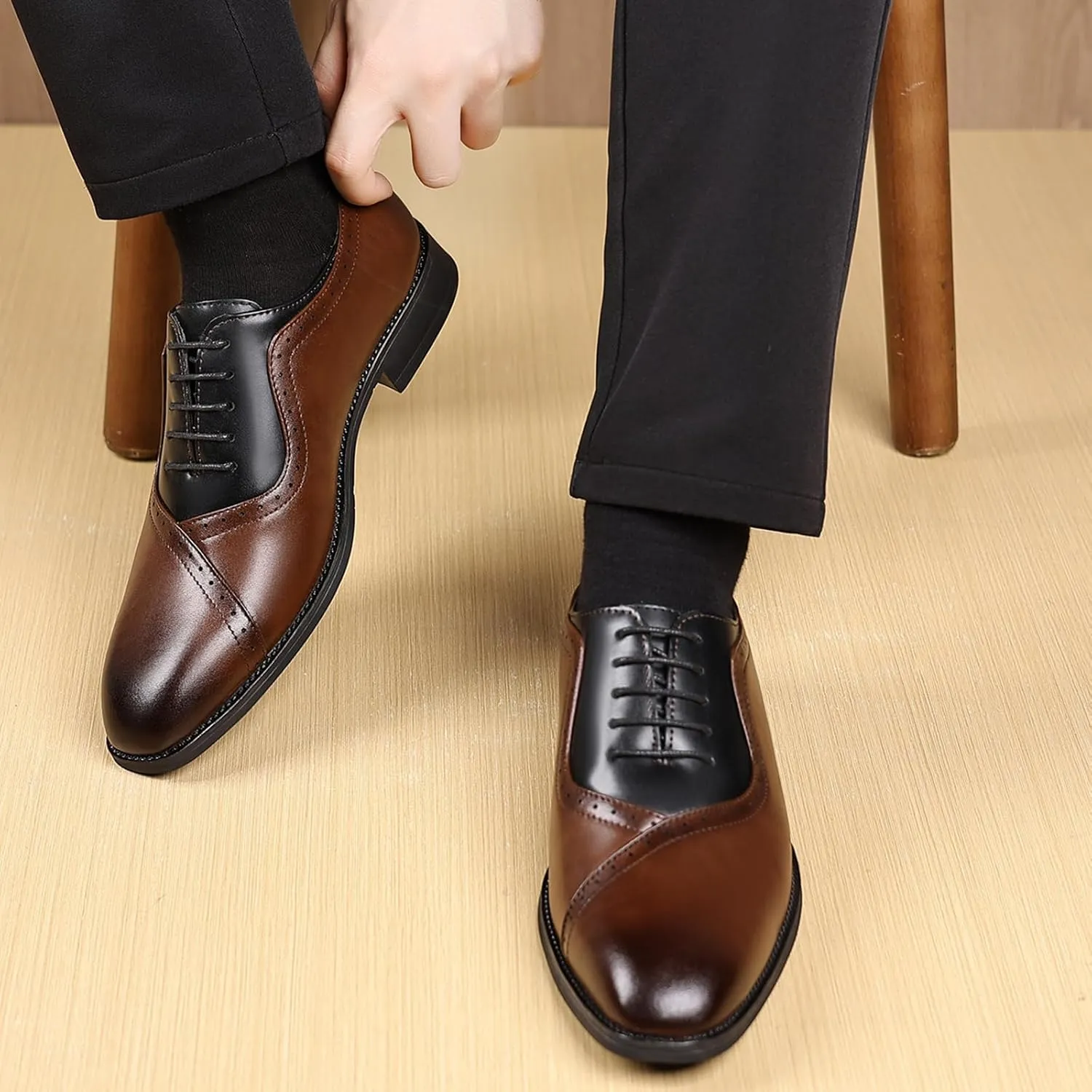 Men's Leather Patchwork Two Tone Dress Oxfords Shoes Fashion Carved Cap-Toe Lace up Low Top Derby Shoes Casual Business Office Wedding Formal Shoes