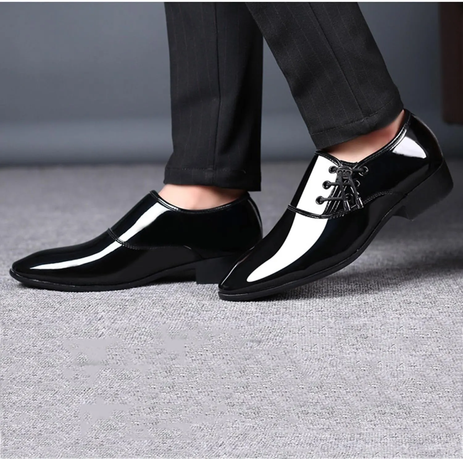 Mens Loafers Shiny Patent Leather Shoes Fashion Lace-ups Formal Business Wedding Dress Shoes Comfort Driving Shoes