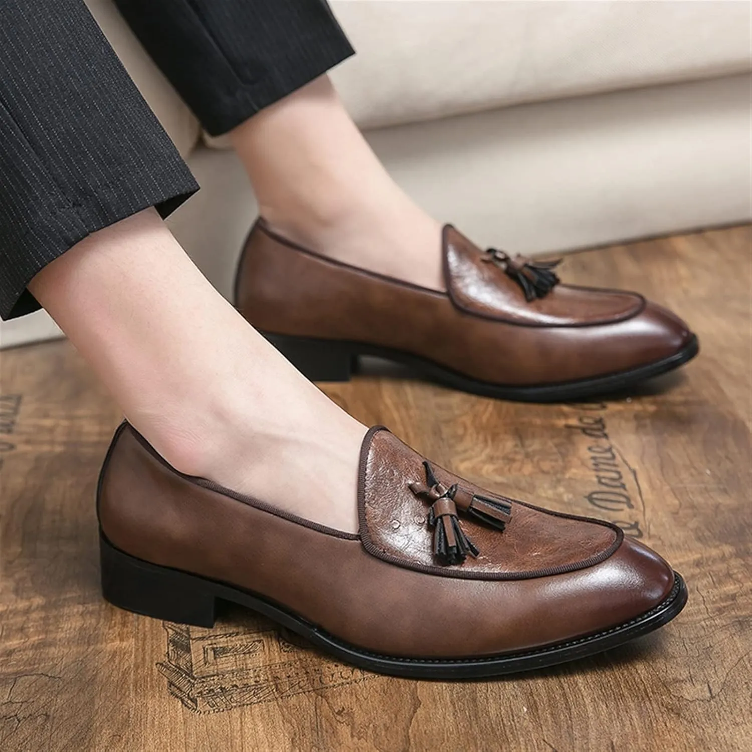 New Men's Loafers Tassel Loafer Shoes Leather Anti-slip Flat Heel Lightweight Casual Slip-ons