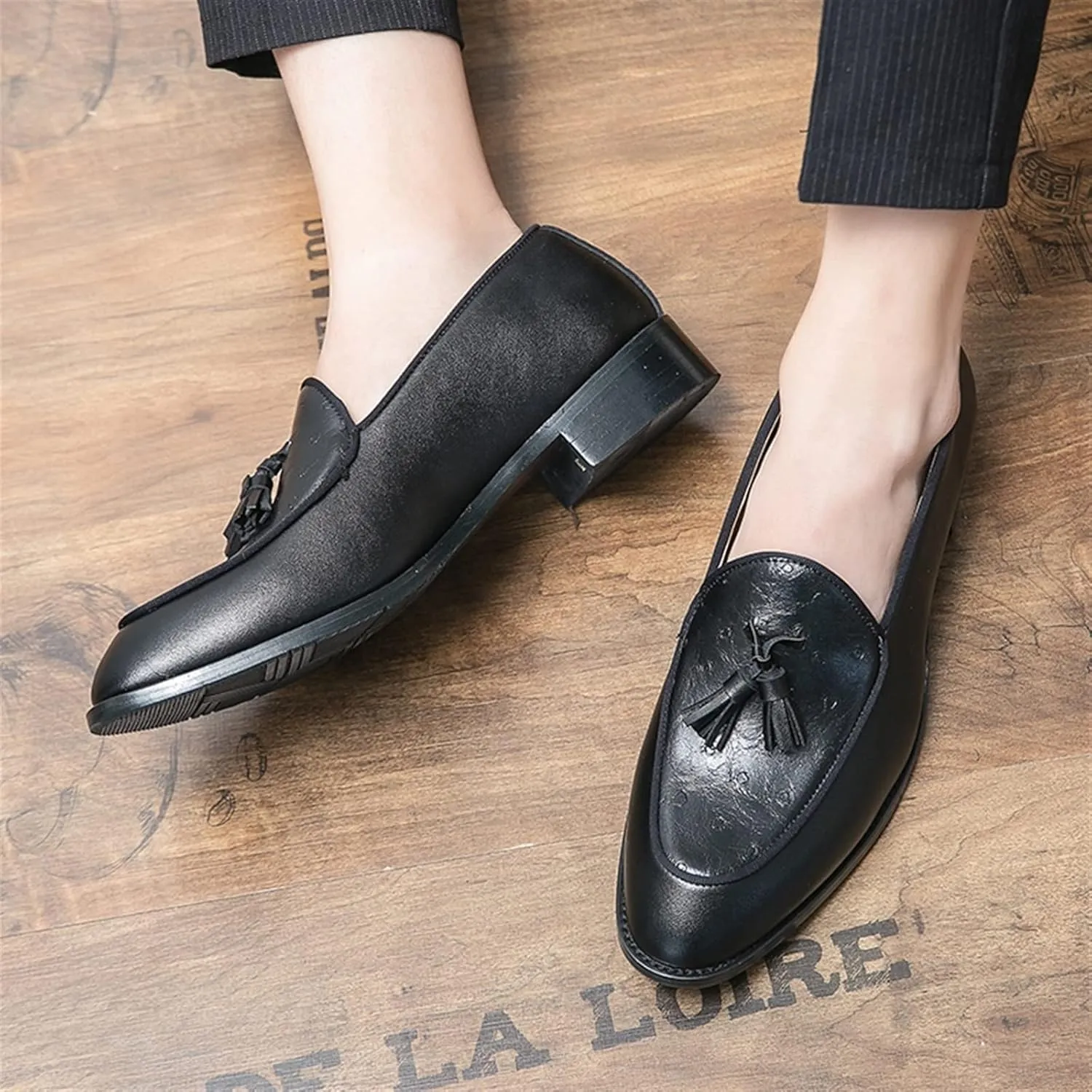 New Men's Loafers Tassel Loafer Shoes Leather Anti-slip Flat Heel Lightweight Casual Slip-ons