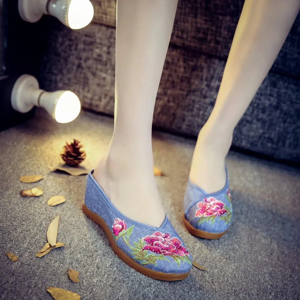 Qhome Women's Chinese Peony Embroidery Comfortable Canvas Casual Mules Wedge Slippers Shoes