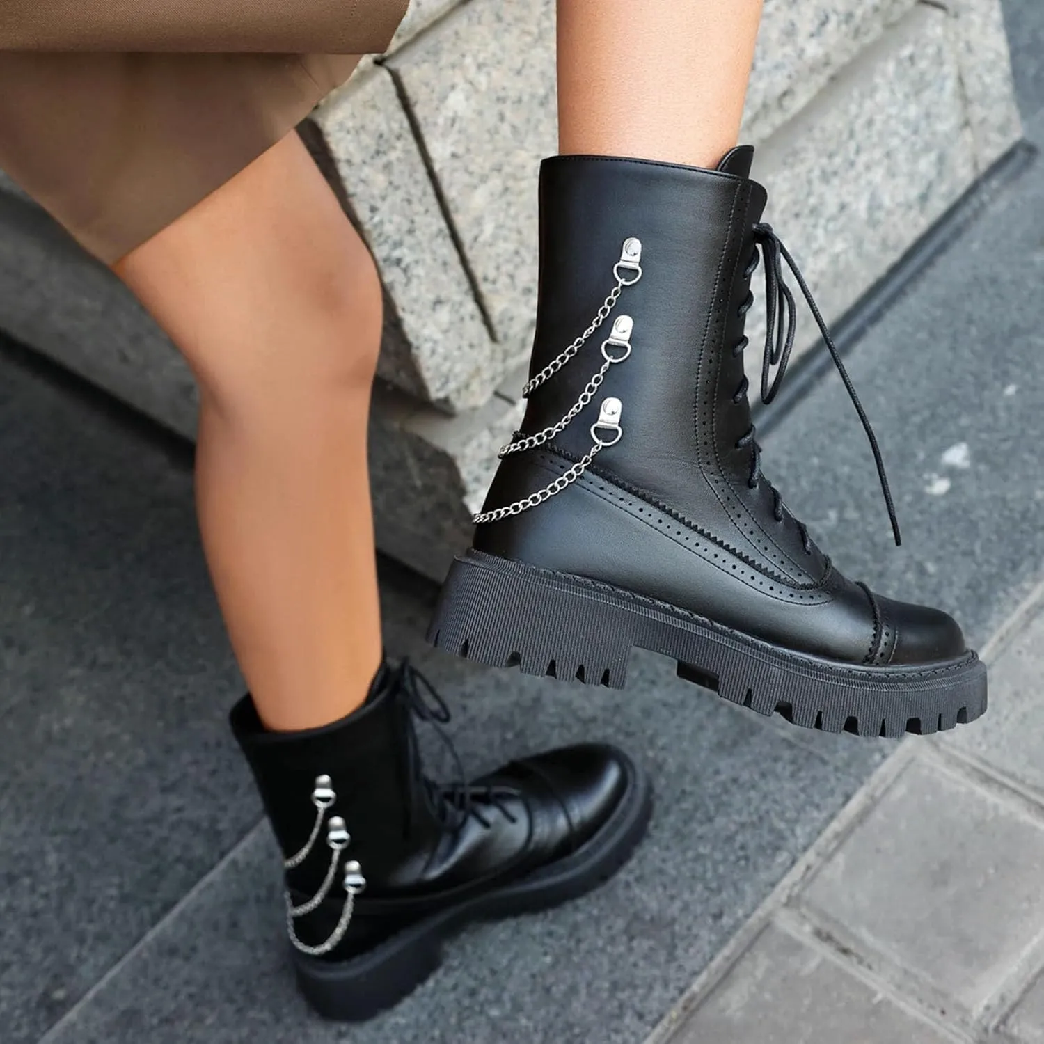 SHEMEE Women's Chunky Low Heels Ankle Boots Comfort Round Square Toe Lace Up Combat Boots Flats British Motorcycle Biker Boots