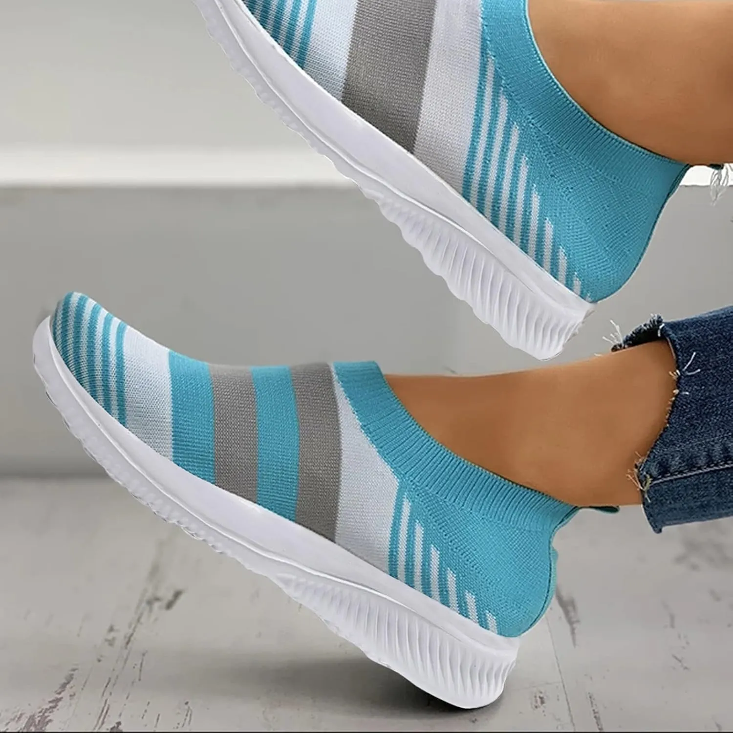 Slip on Shoes Women Breathable Fashion Sneakers Slip on Shoes Women Comfortable Women's Casual Lace Up Sneakers