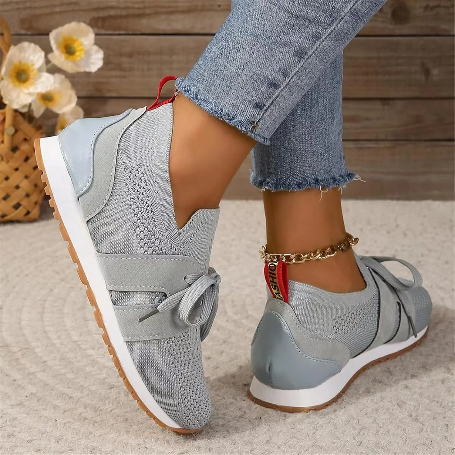 Slip On Sneakers Women Arch Support Running Shoes Non Slip Walking Shoes Lightweight Fashion Gym Workout Tennis Shoes