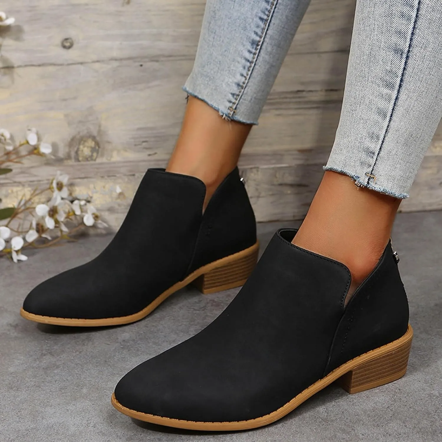 Women's Ankle Booties Fashion Round Toe V Cut Out Slip On Chunky Mid Heels Cowboy Boots Walking Shoes For Women Ladies Bohemian Beach Travel Sandals Fall Winter Shoes